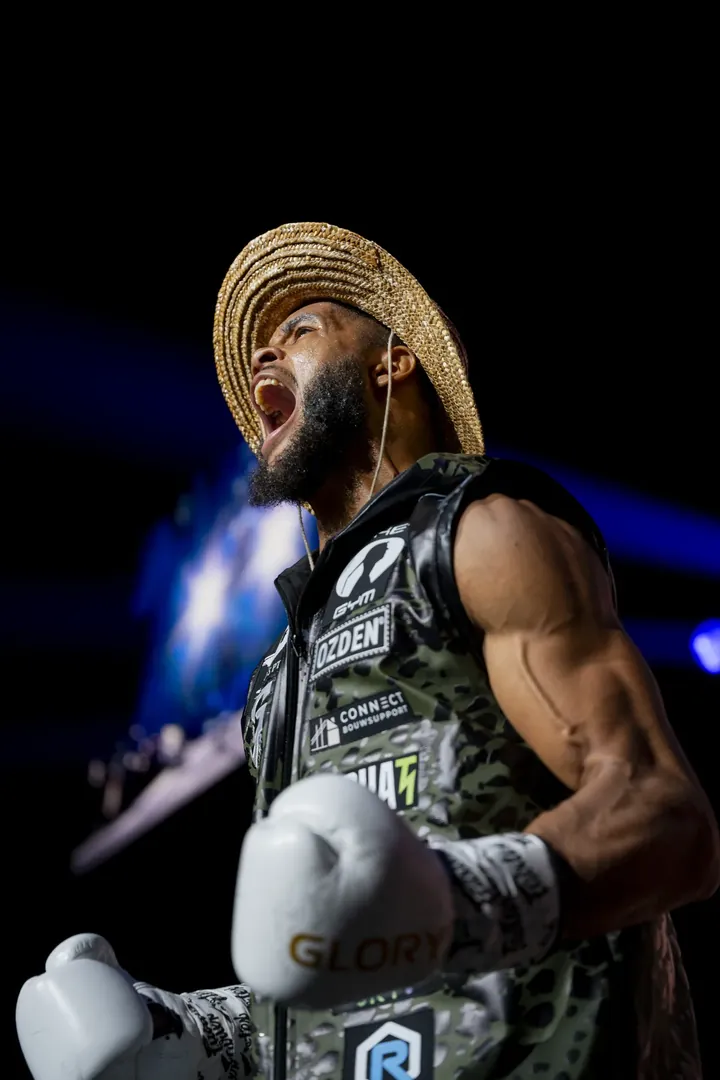 Chico Kwasi bij GLORY Kickboxing